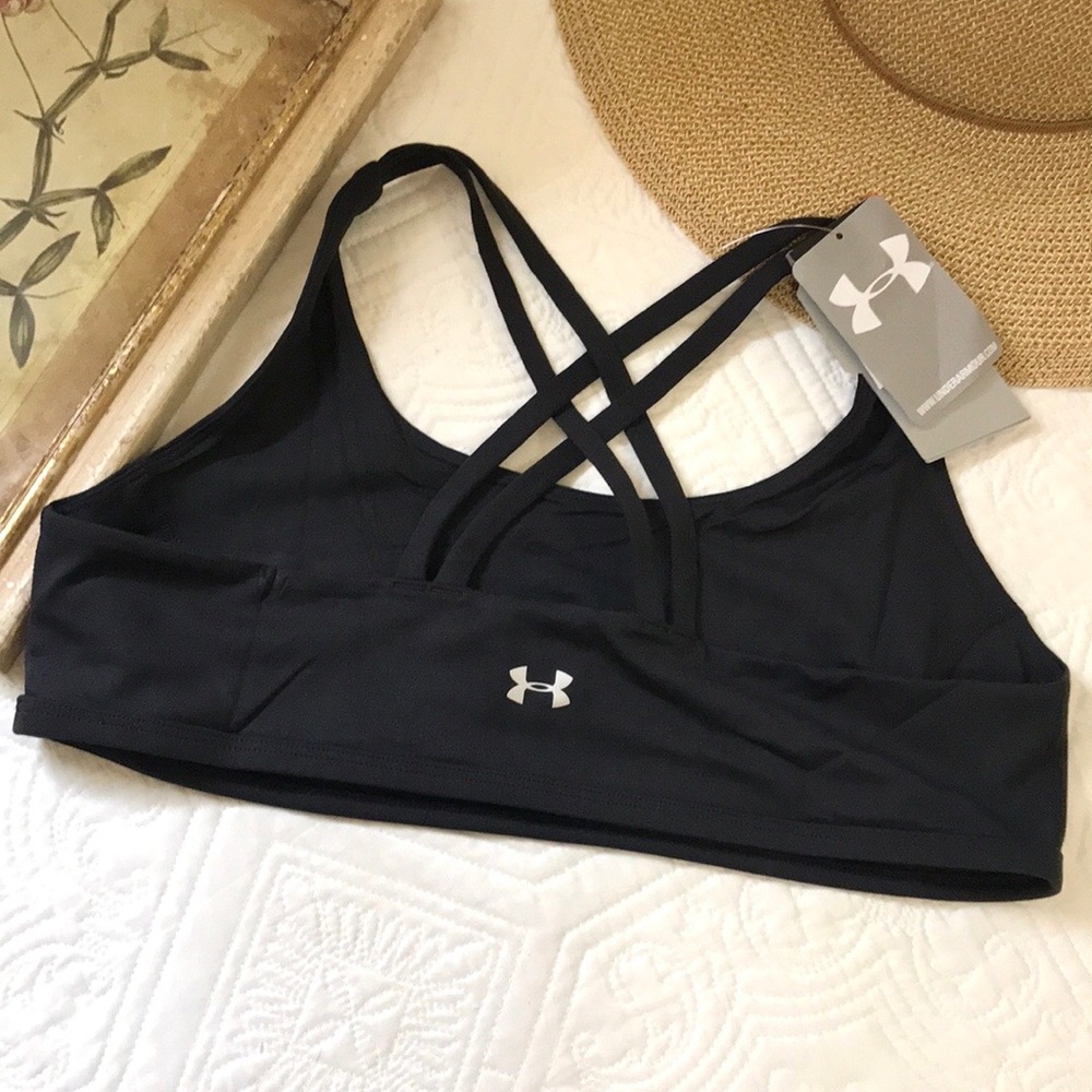NWT Under Armour Girl’s Sports Bra
